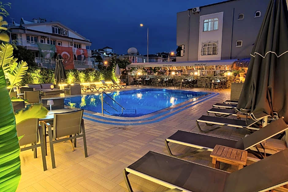 MONİ HOTEL