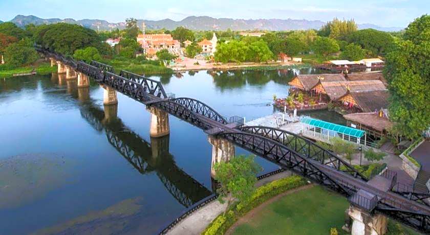 OYO 75334 Train Hotel