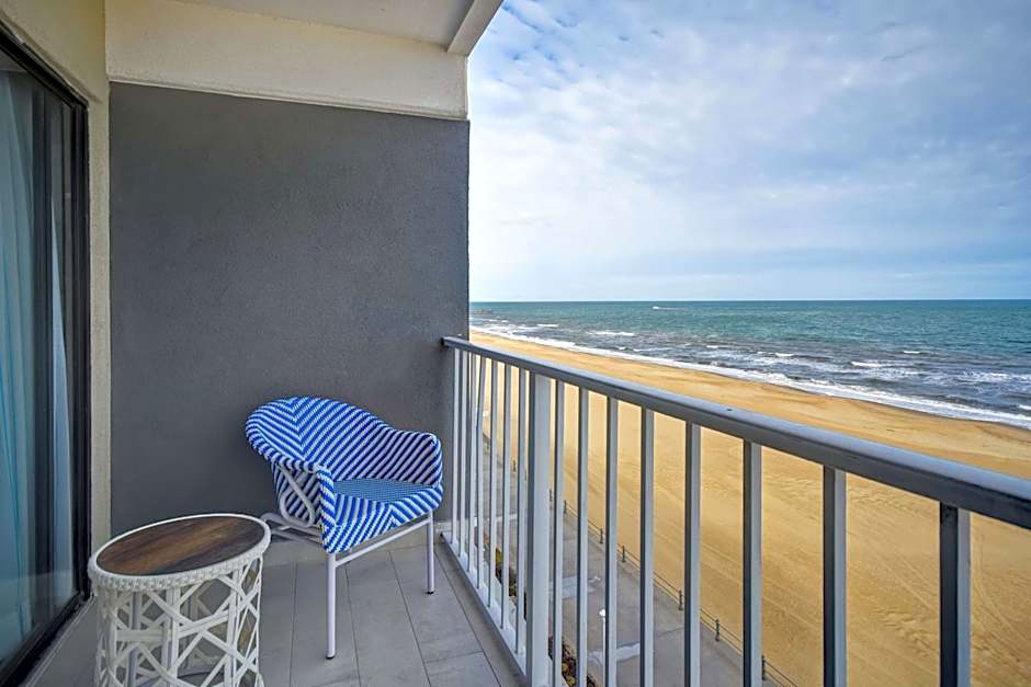 DoubleTree by Hilton Virginia Beach Oceanfront South