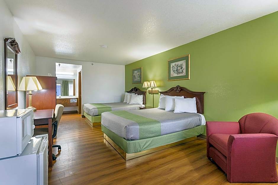 Rodeway Inn
