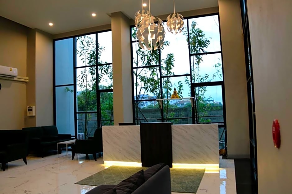 iResidence Hotel Pathumthani