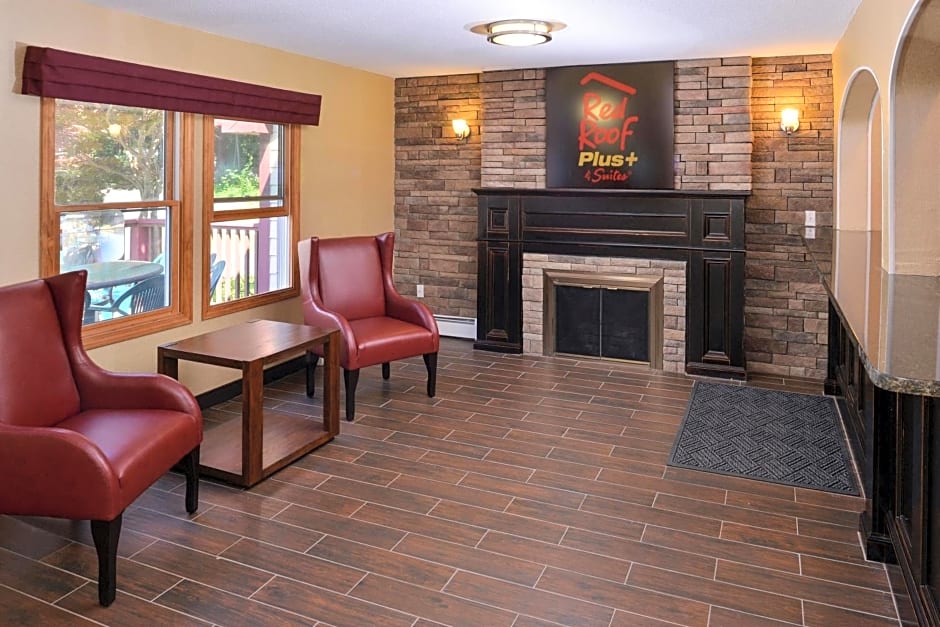 Red Roof Inn PLUS+ & Suites Guilford