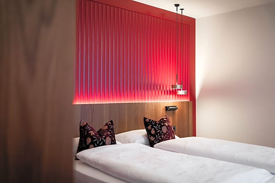 The Oswald Grand Hotel