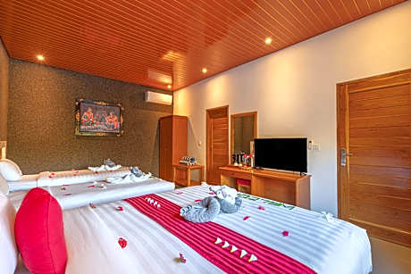 Quadruple Room with Garden View
