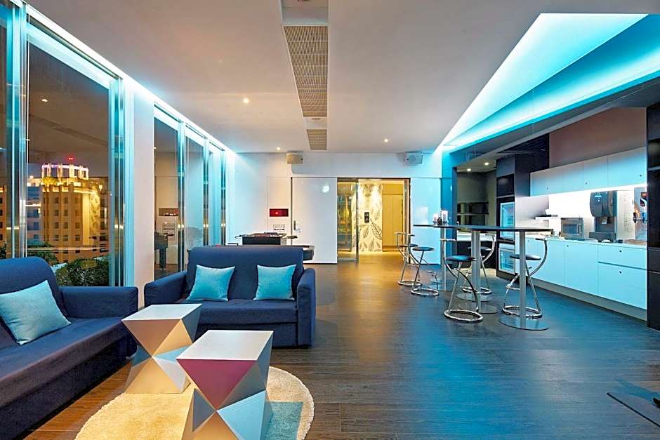 Hotel 7 Taichung