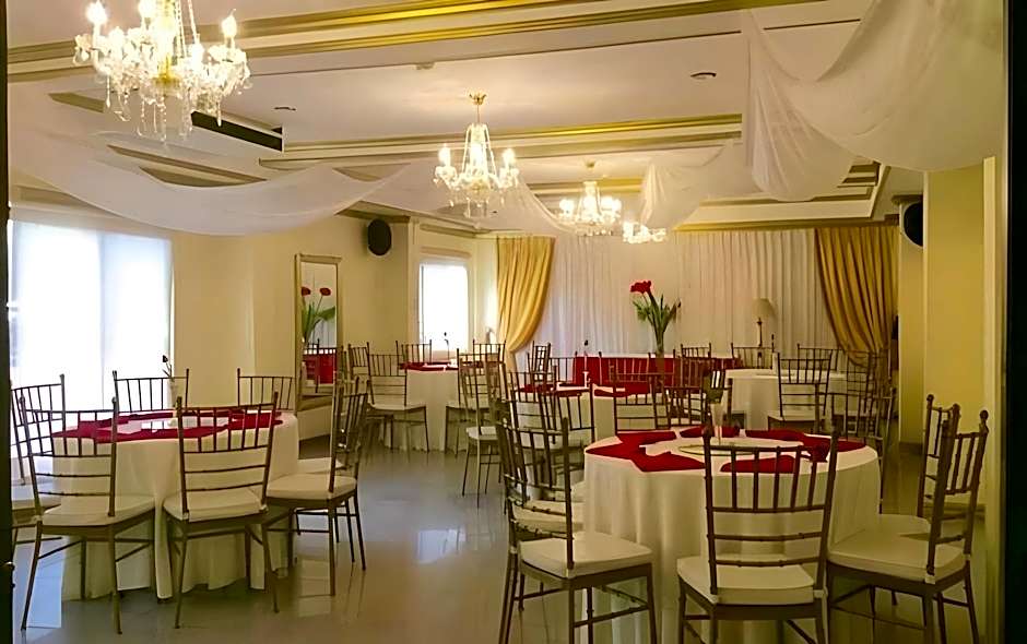 Spring Plaza Hotel