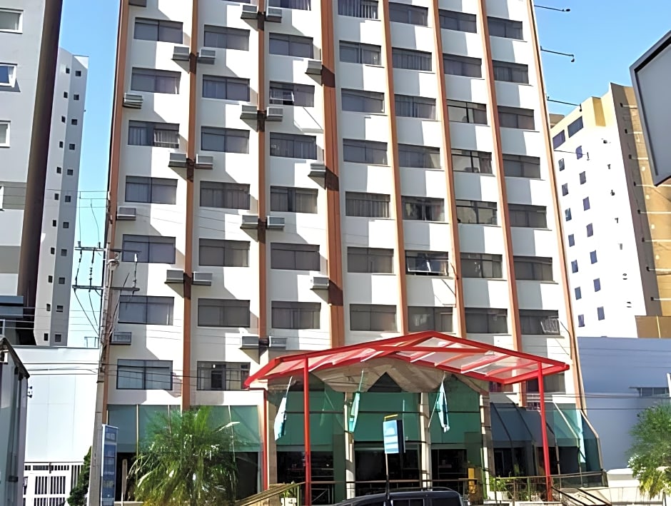 Hotel Golden Park Curitiba By Nacional Inn