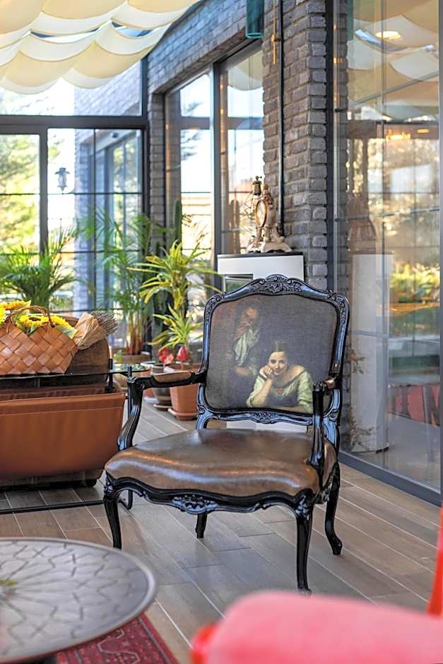 LAGUN CASTLE HOTEL&SPA