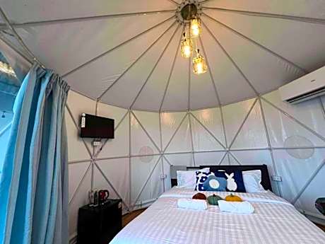 King Room with Garden View
