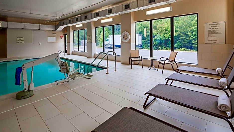 Best Western Plus Thornburg Inn & Suites