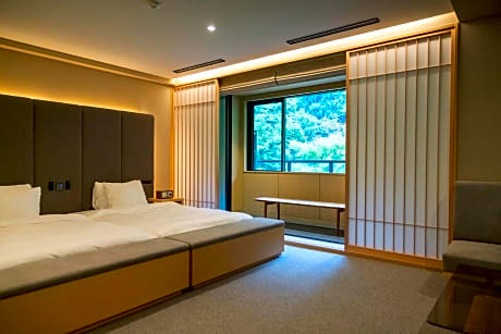 Signature Suite - Non-Smoking