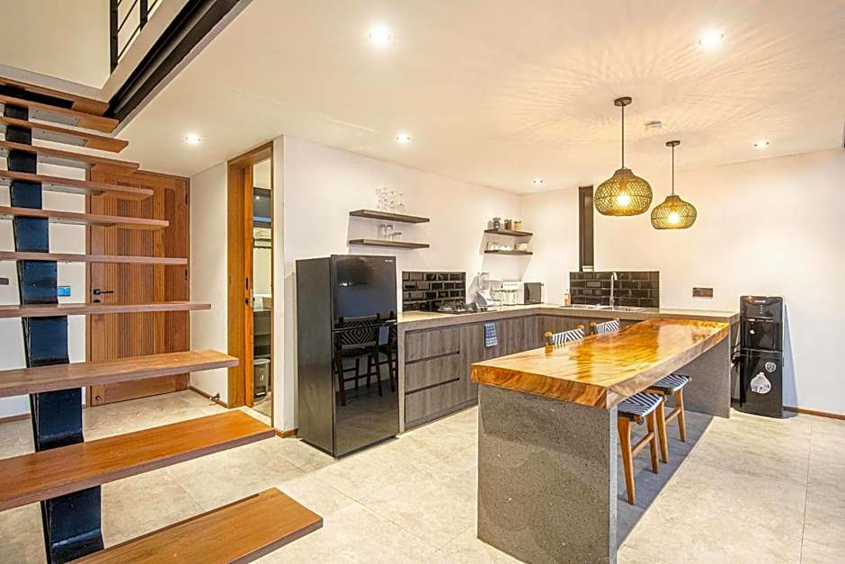 Spacious Loft 200m from Canggu Beach