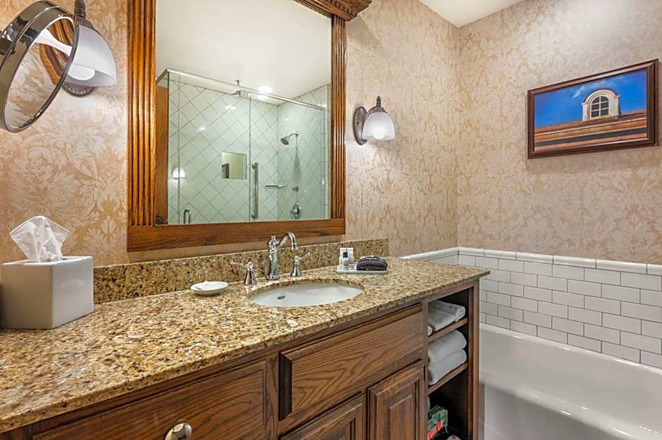 Best Western Premier Mariemont Inn