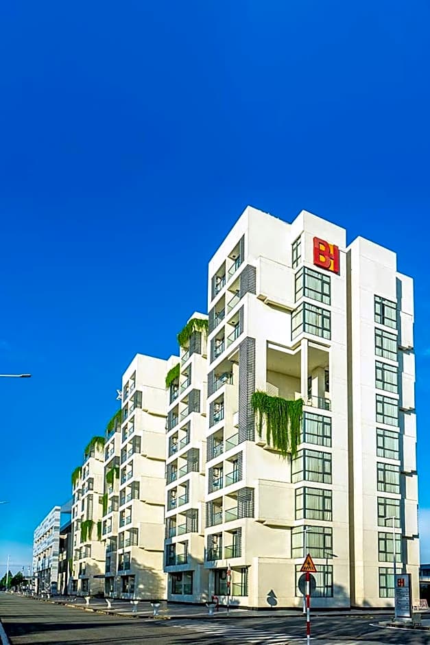 Becamex Hotel New City