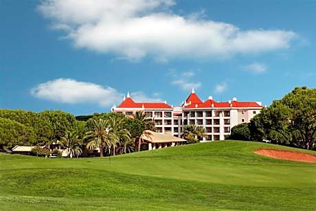 Hilton Vilamoura As Cascatas Golf Resort & Spa