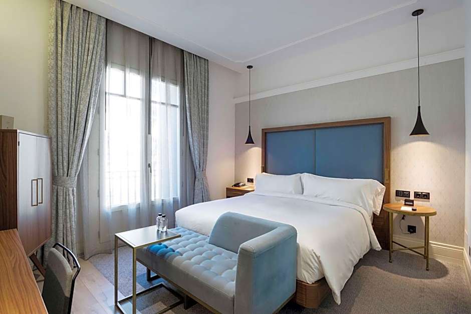 DoubleTree by Hilton Madrid - Prado