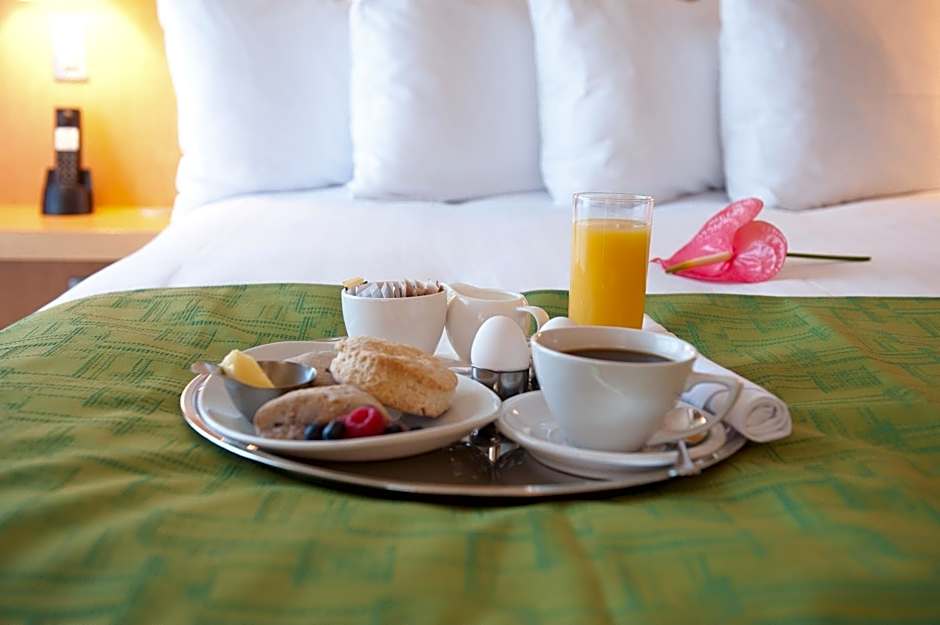 The Holman Grand Hotel