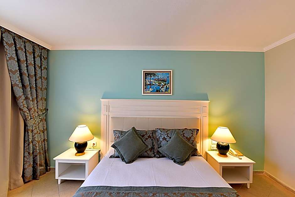 Ayaz Aqua Beach Hotel