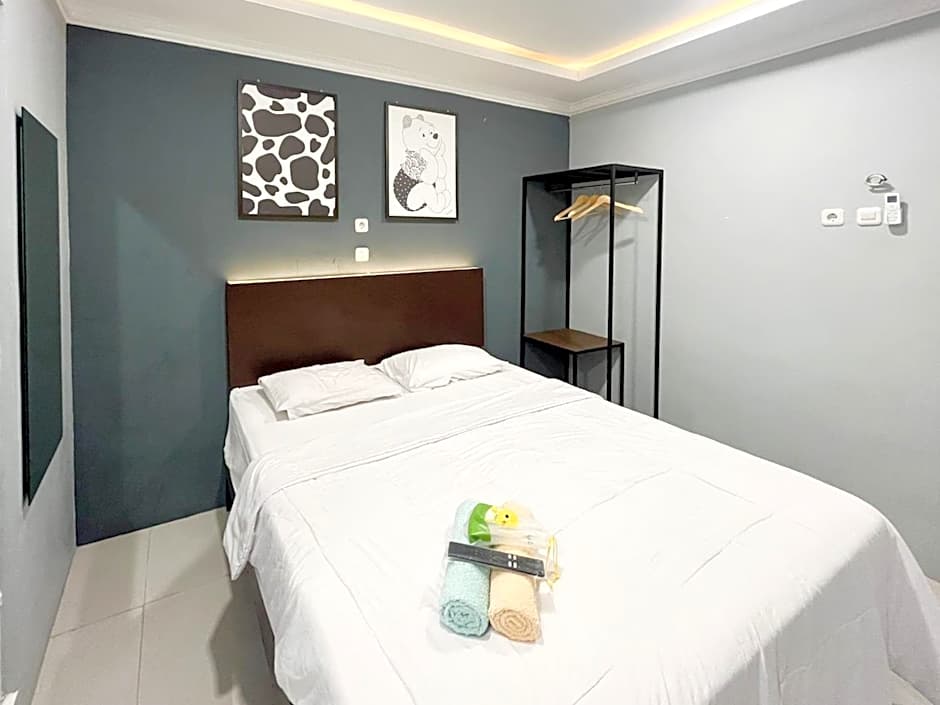 Torisan Hotel By RedDoorz – Semarang, IA