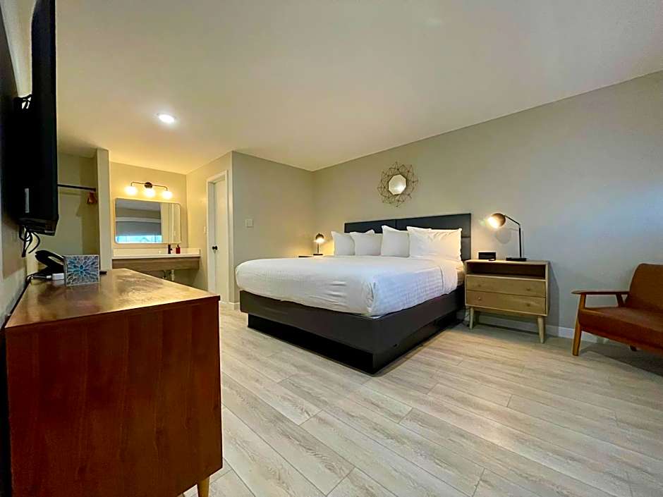 Arizona Sunset Inn & Suites