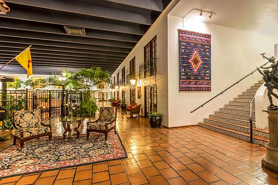 Ramada Hotel & Conference Center by Wyndham Las Cruces