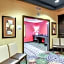 Holiday Inn Express Hotel & Suites Huntsville By IHG