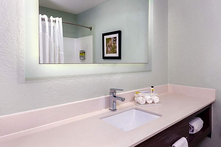 Holiday Inn Express Hotel & Suites Bonita Springs By IHG