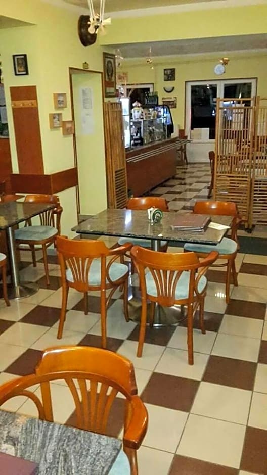 Grill Terasz Étterem és Szálláshely