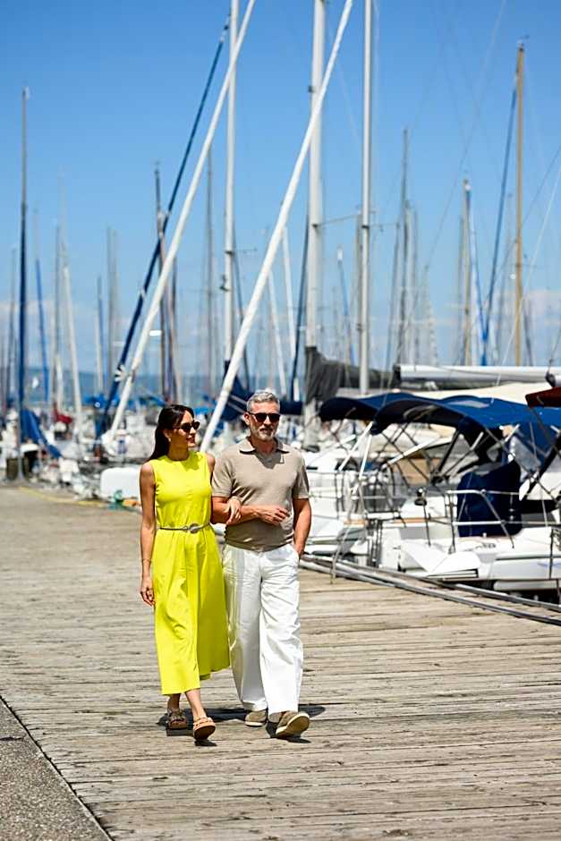 Hotel Yacht Wellness & Business