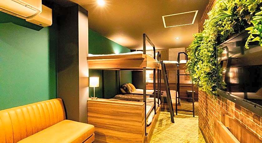 UNDER RAILWAY HOTEL AKIHABARA