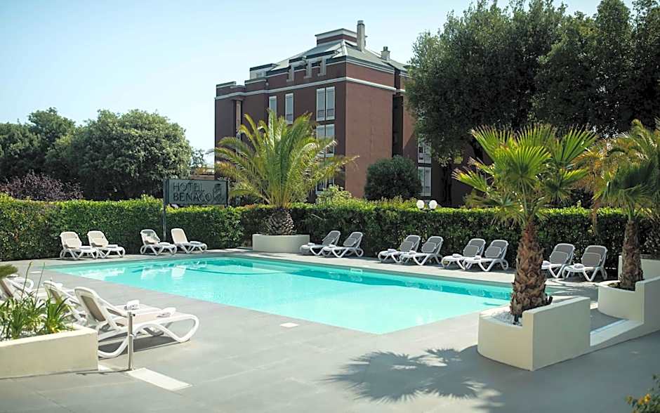 Hotel Benaco