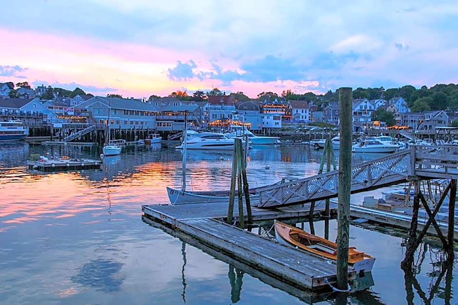 Boothbay Harbor Inn