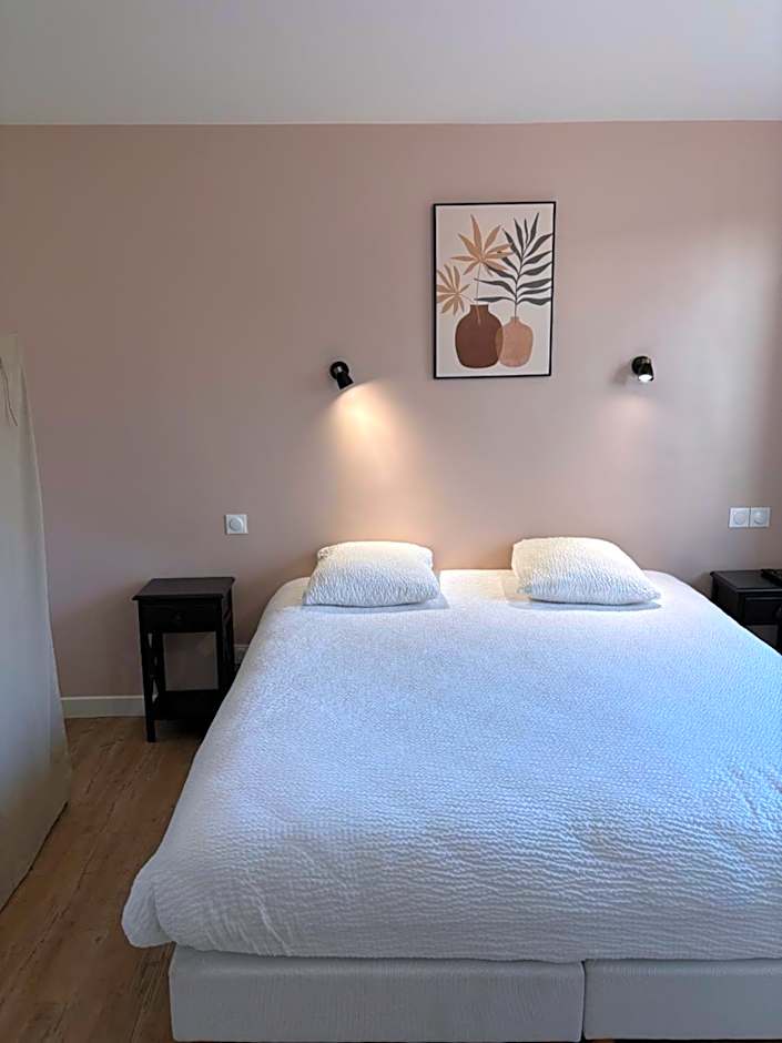 Logis Hôtel Le Clos Pité