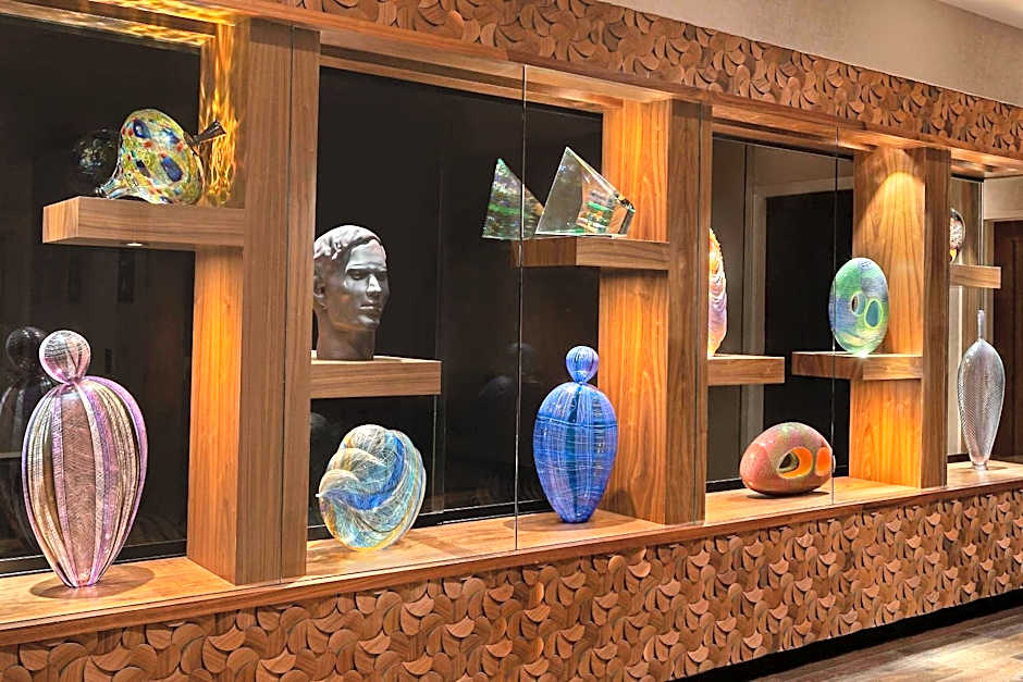 Glass Light Hotel & Gallery, Autograph Collection