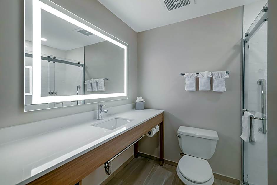 Holiday Inn Express & Suites North Conway, NH By IHG