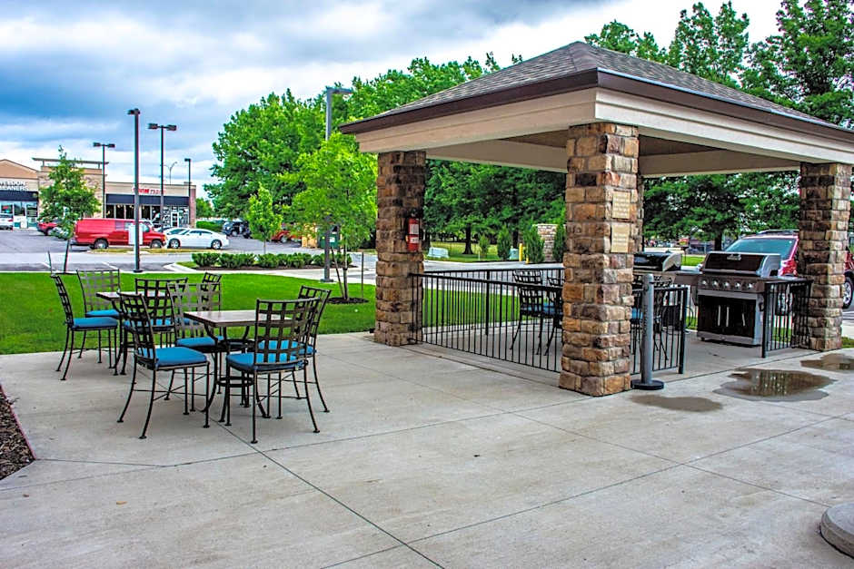 Candlewood Suites Overland Park By IHG