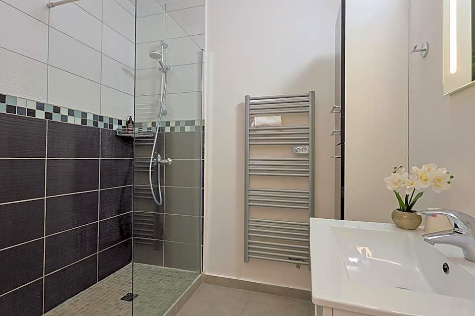 Hotel & Restaurant Perla Riviera