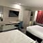 Microtel Inn & Suites by Wyndham Clarksville