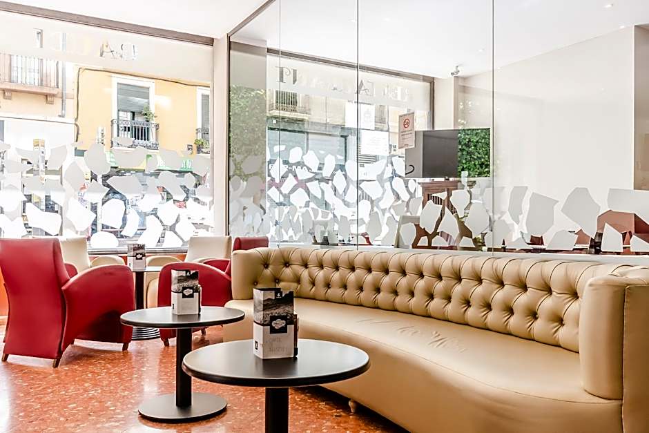 Hotel Gaudi