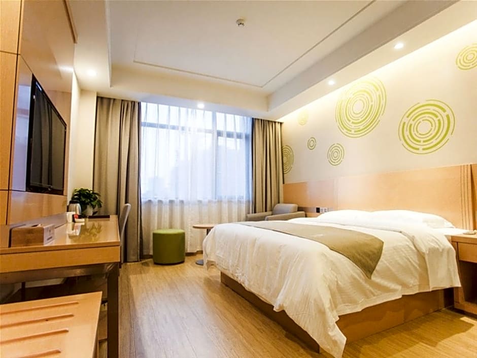 GreenTree Inn Fuyang Linquan County Economic Development Zone Xingye Road Branch
