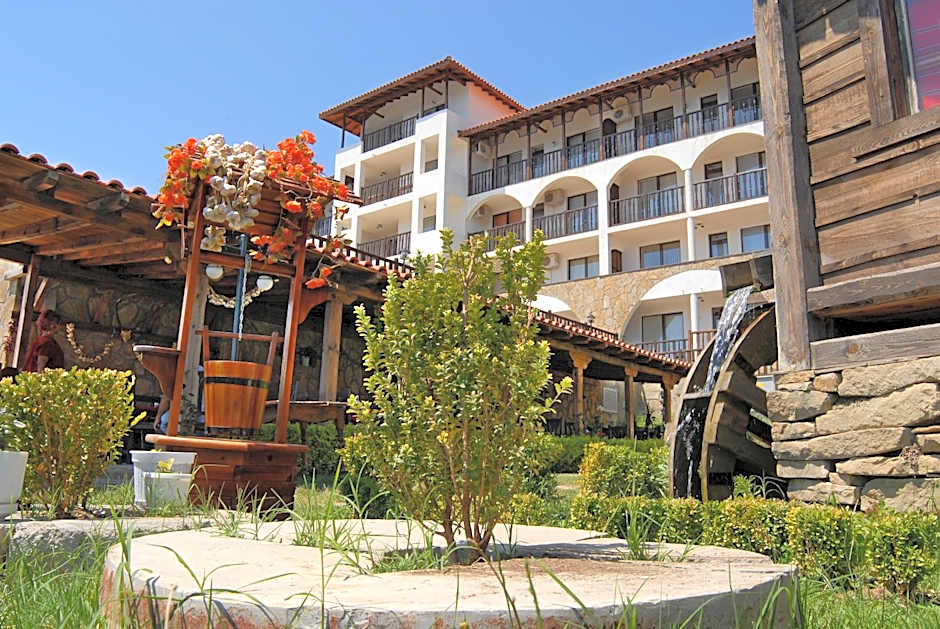 Watermill Apartment Complex