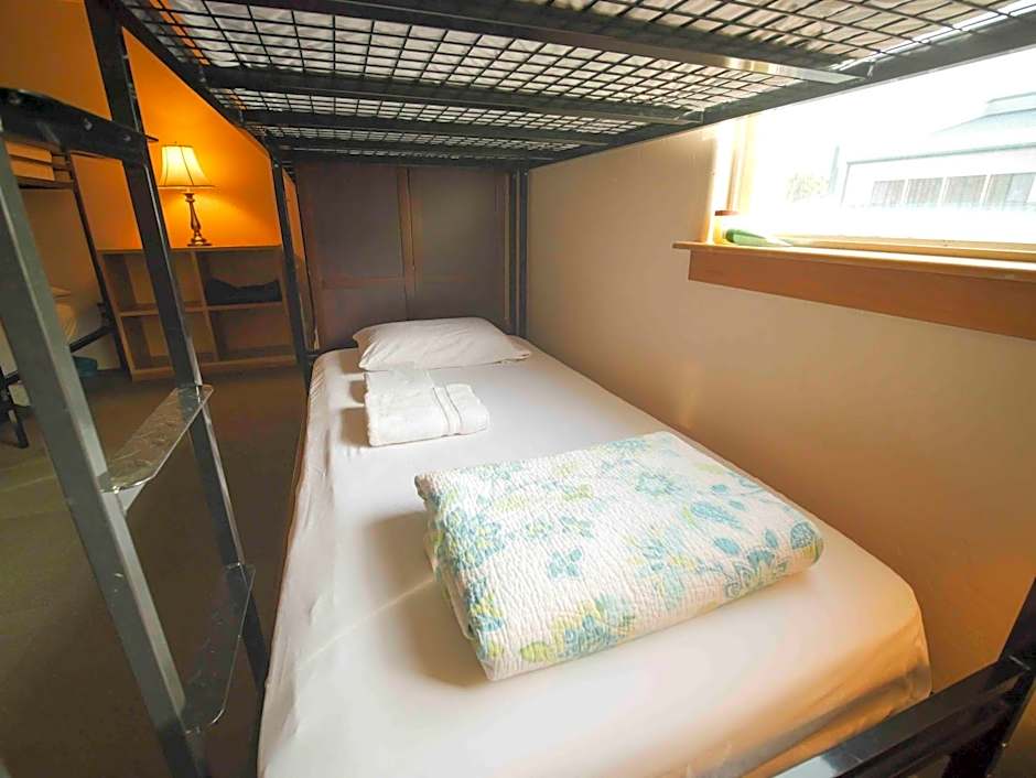 Ashland Commons Hostel