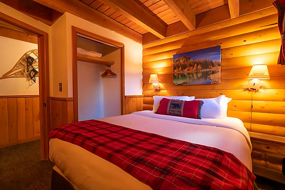 Photo 1 of 7 of Superior 1 Bedroom Lodge