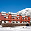 Rocky Mountain Ski Lodge