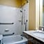 Baymont by Wyndham Madison Heights Detroit Area