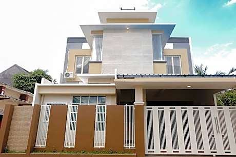 Hotel O Antosa Family Residence