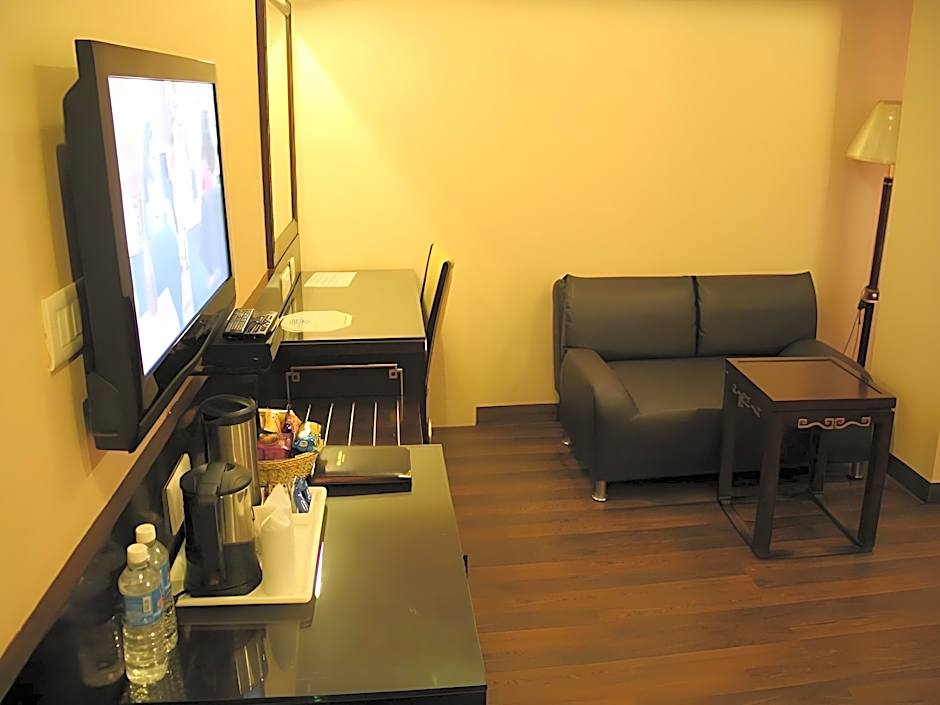 New Orange Tree Intercity Hotel