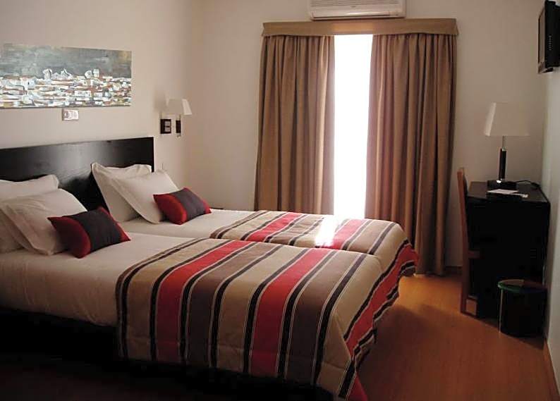 Photo 1 of 6 of Double Room