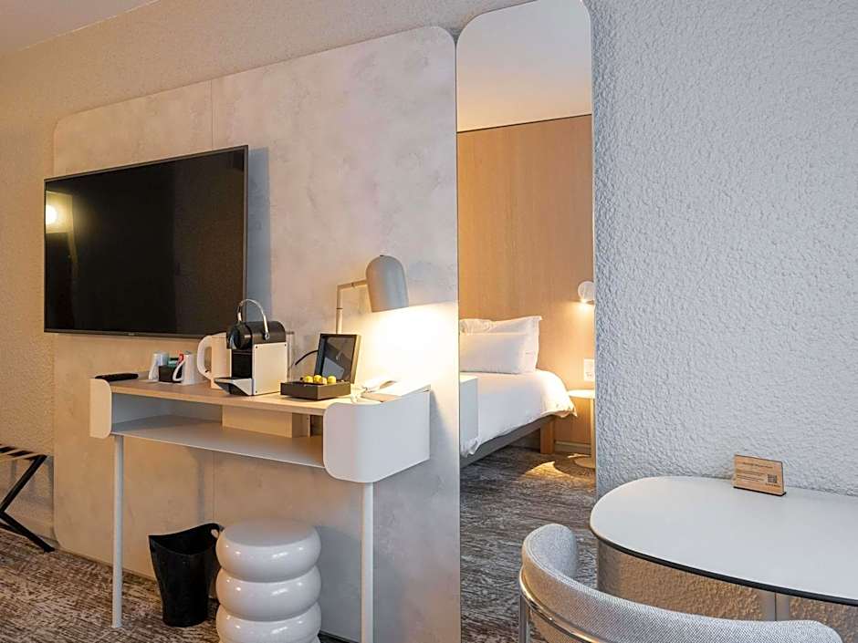 Novotel Mâcon Nord Autoroute du Soleil