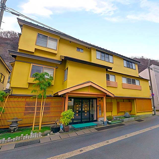 Hot Spring Inn with Fresh Breeze Hayashiya Ryokan